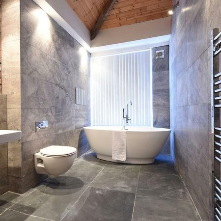 Апартаменты Stunning Penthouse Slps 20 Манчестер Экстерьер фото